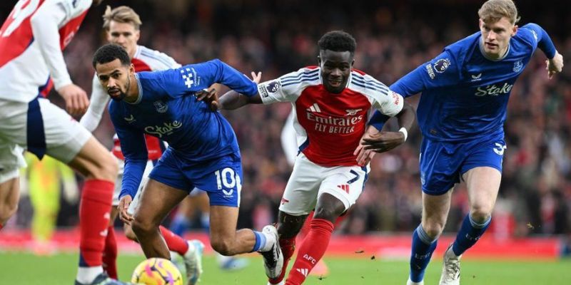 Arsenal vs Everton đều đang thi đấu khá tốt